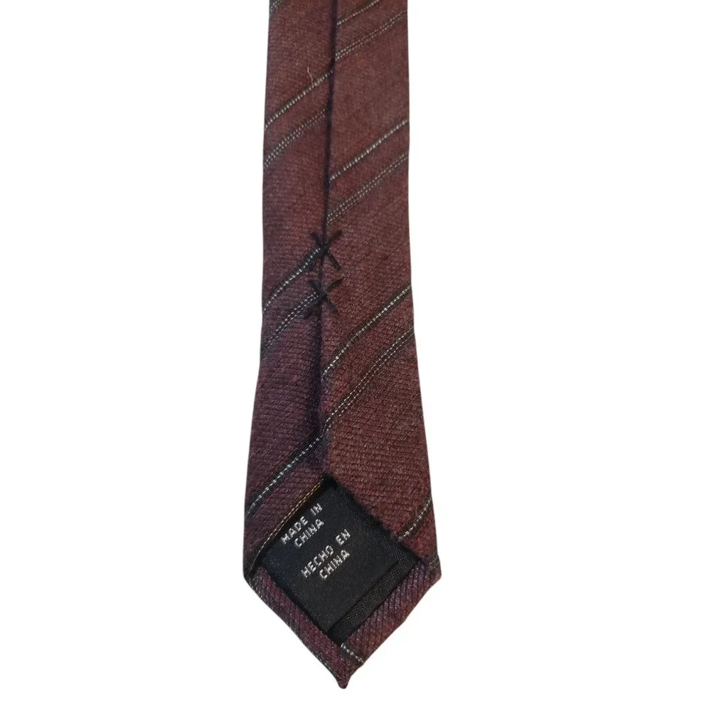 Kenneth Cole New York Mens Tie Necktie Designer Burgundy Black White Stripe‎